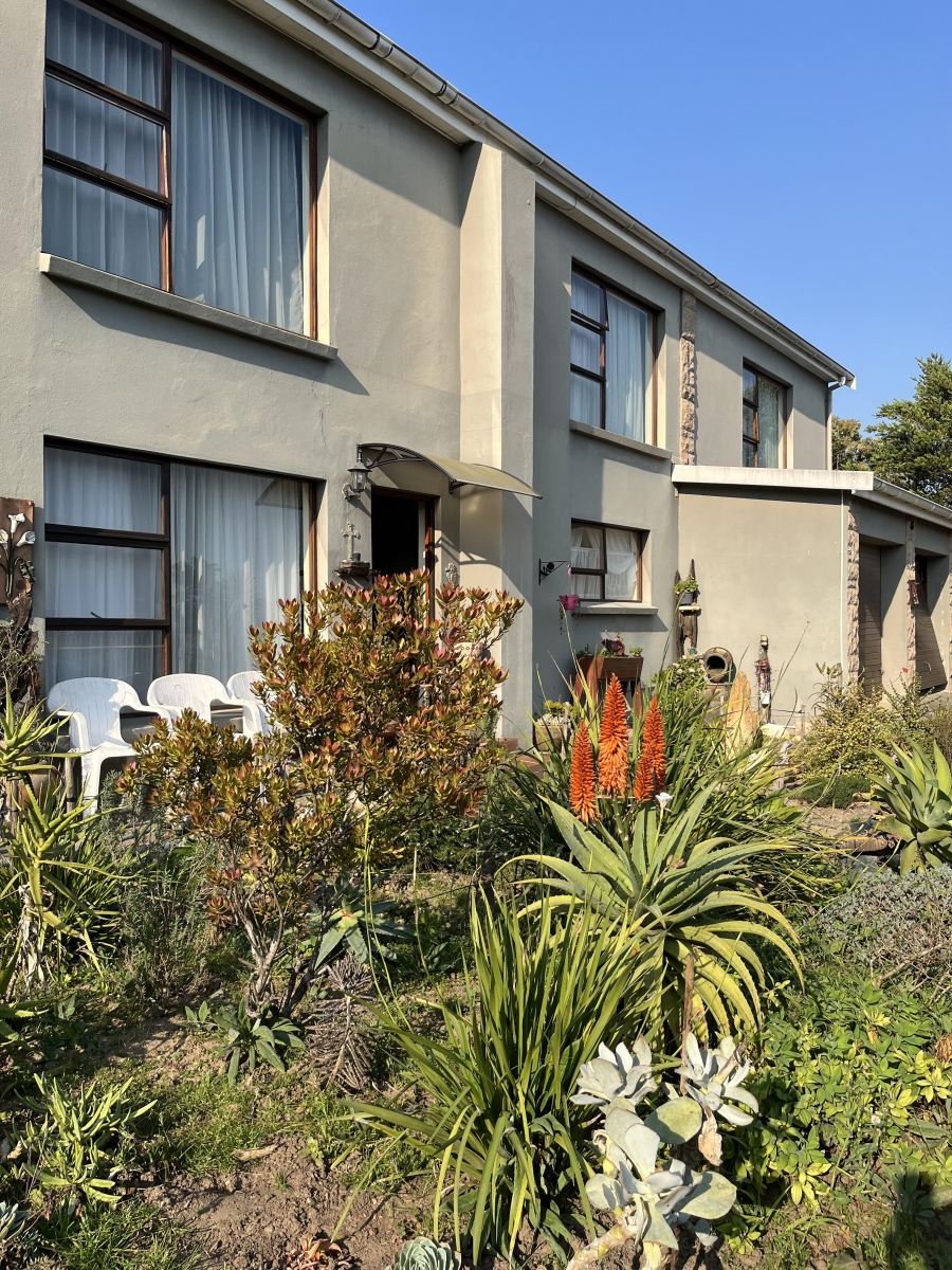 3 Bedroom Property for Sale in Blanco Western Cape